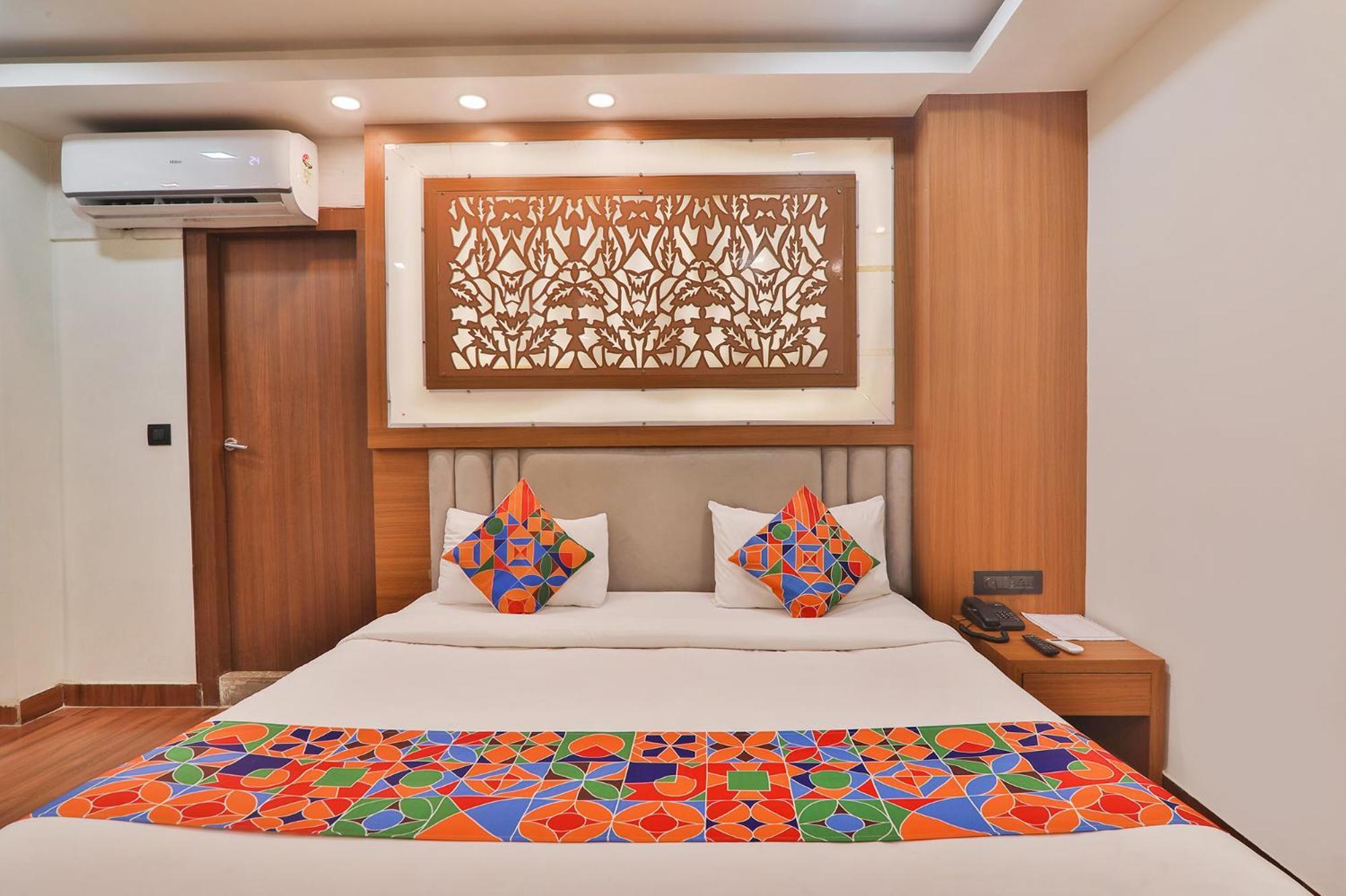 Fabhotel Shaurya Inn 勒克瑙 外观 照片