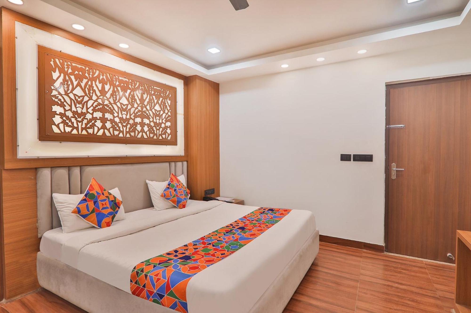 Fabhotel Shaurya Inn 勒克瑙 外观 照片