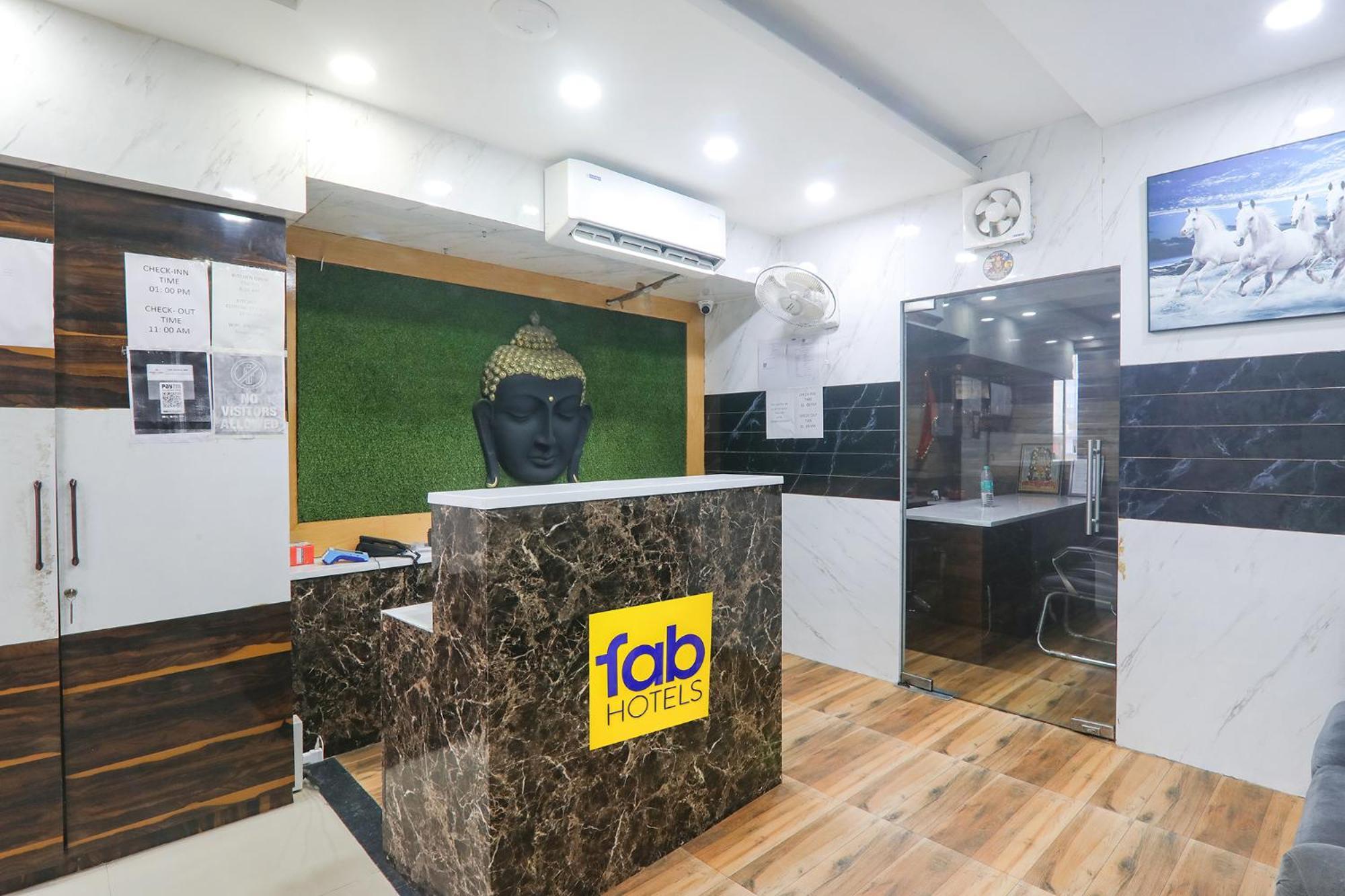 Fabhotel Shaurya Inn 勒克瑙 外观 照片
