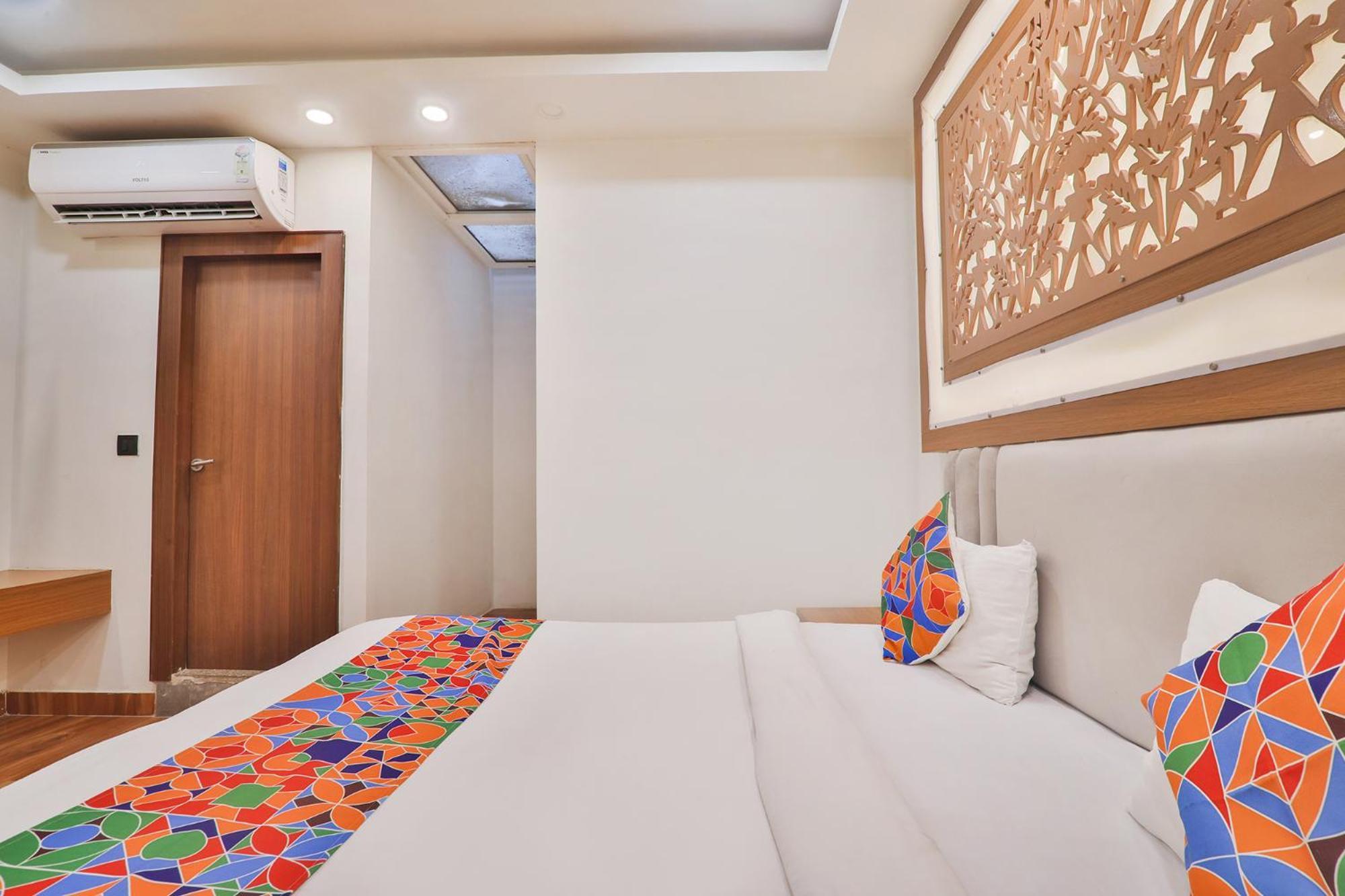 Fabhotel Shaurya Inn 勒克瑙 外观 照片